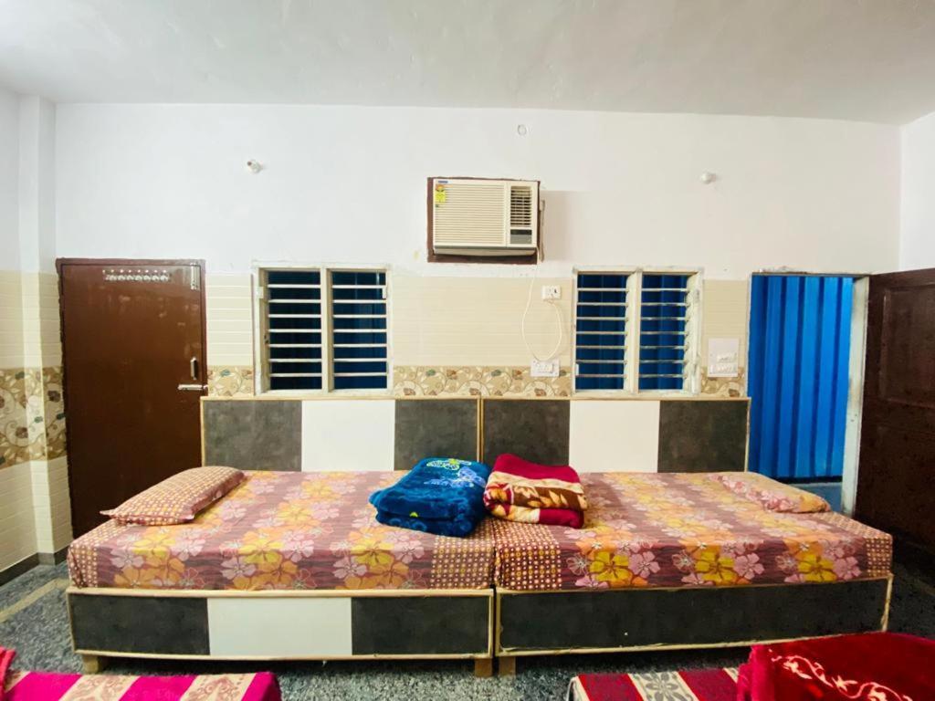 Hotel Hari Ganga Near By Bus And Railway Station Haridwār Esterno foto