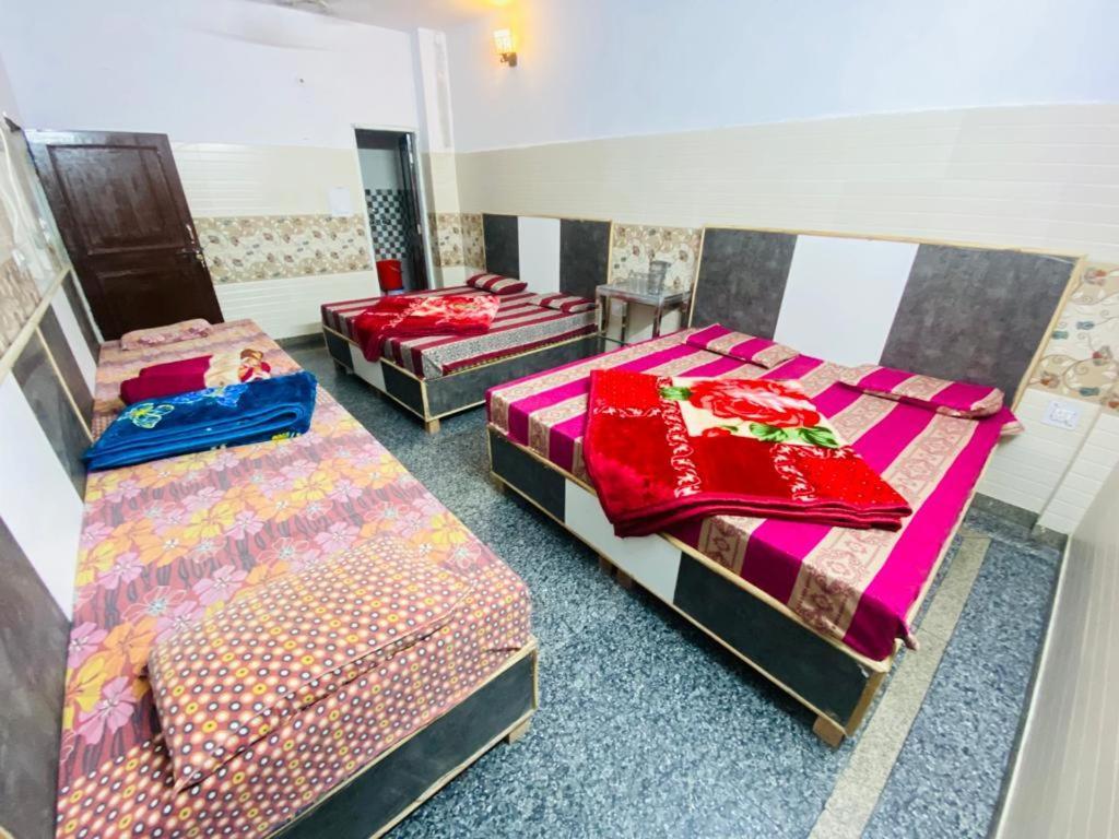 Hotel Hari Ganga Near By Bus And Railway Station Haridwār Esterno foto