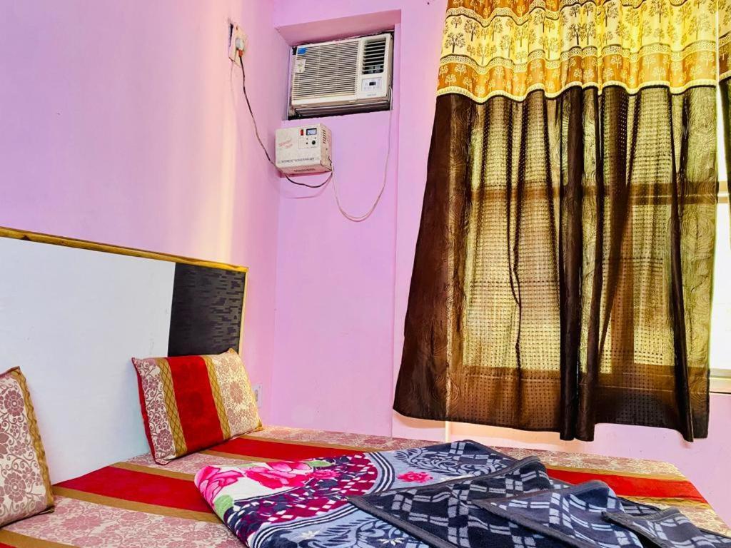 Hotel Hari Ganga Near By Bus And Railway Station Haridwār Esterno foto
