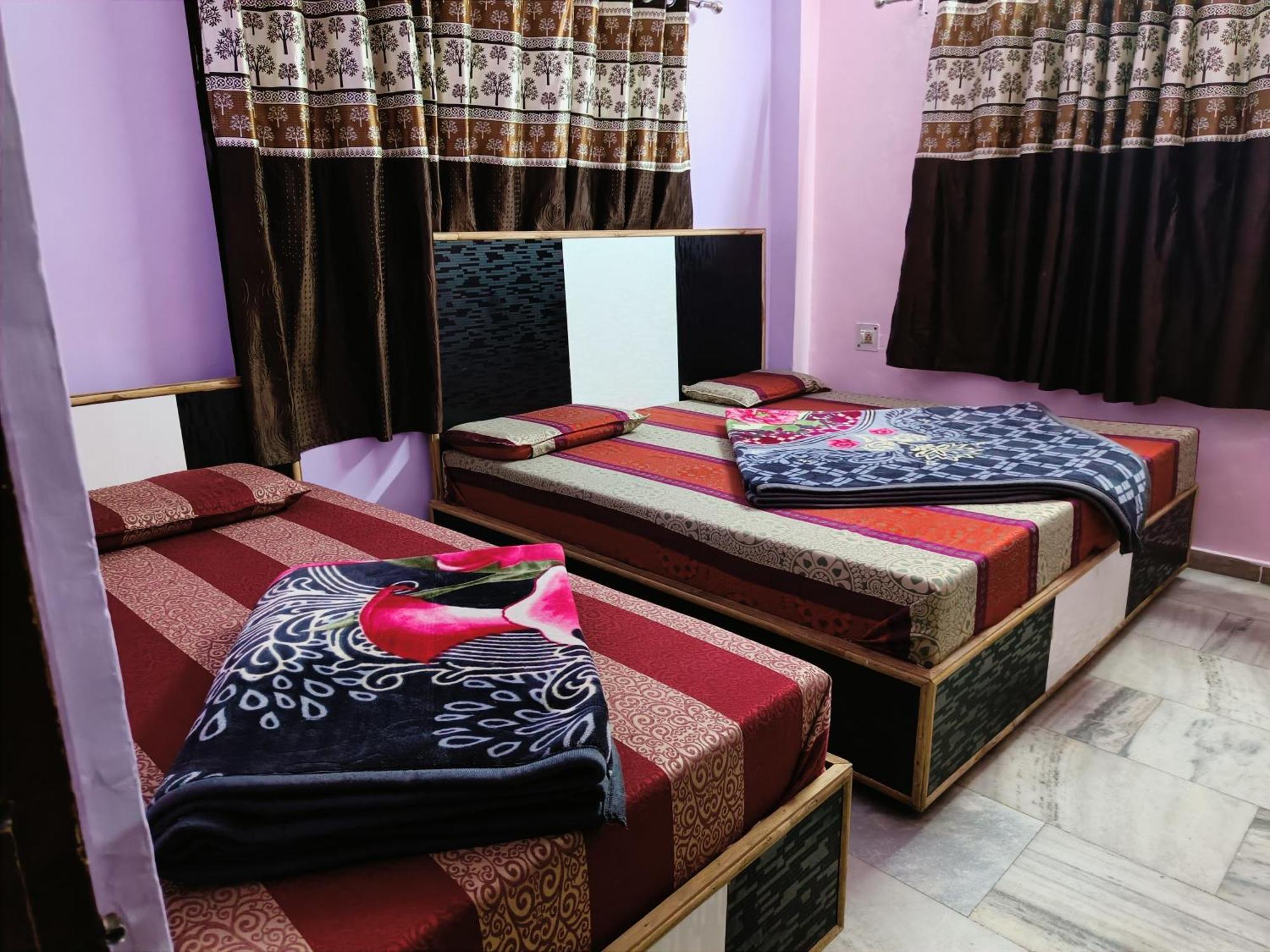 Hotel Hari Ganga Near By Bus And Railway Station Haridwār Esterno foto