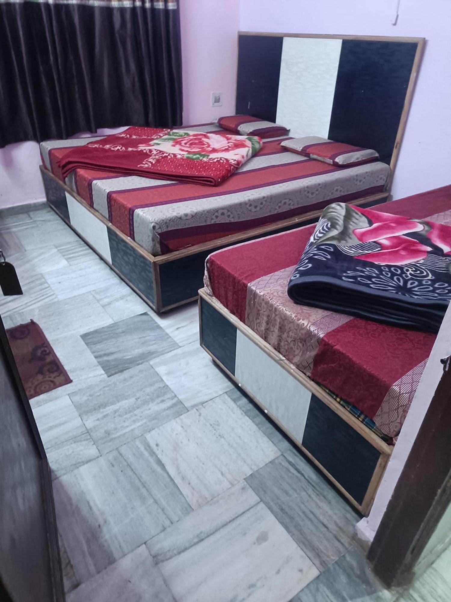 Hotel Hari Ganga Near By Bus And Railway Station Haridwār Esterno foto